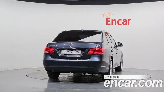 Mercedes-Benz E-Class 2016 — фото 4