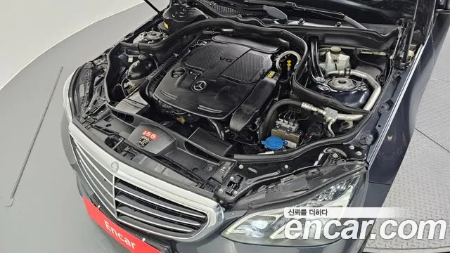 Mercedes-Benz E-Class 2016 — фото 6