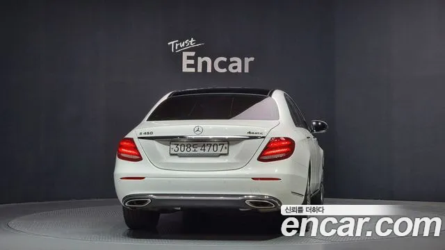 Mercedes-Benz E-Class 2019 — фото 4