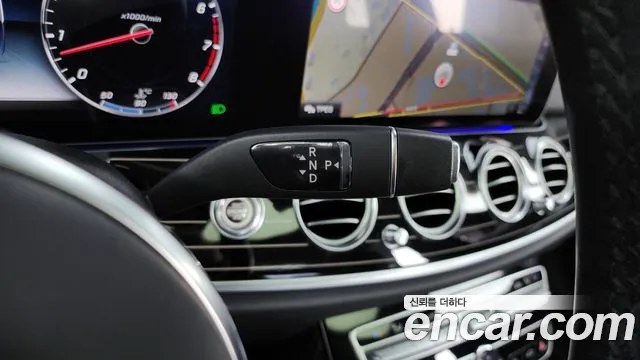 Mercedes-Benz E-Class 2019 — фото 9