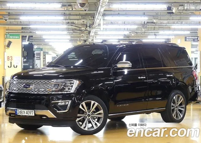 Ford Expedition 2021 — фото 1