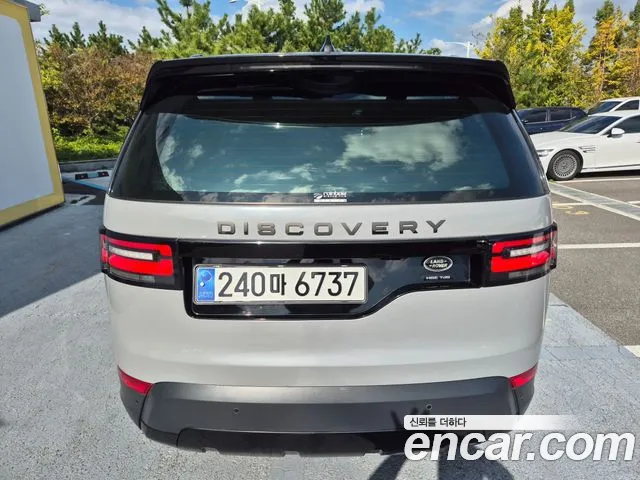Land Rover Discovery 2017 — фото 6