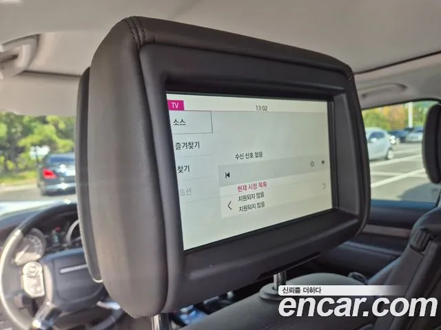 Land Rover Discovery 2017 — фото 14