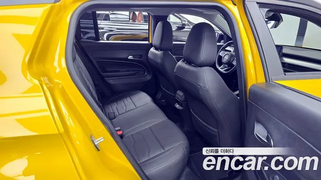 Jeep Avenger 2024 — фото 12