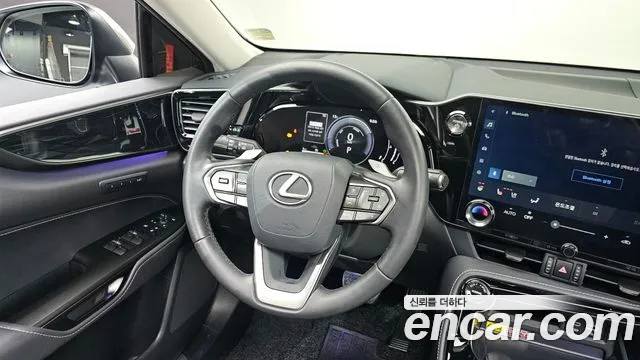 Lexus NX 2025 — фото 13