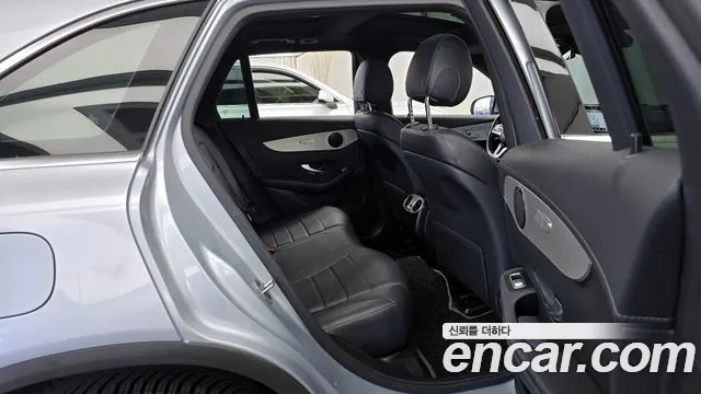 Mercedes-Benz GLC-Class 2022 — фото 12