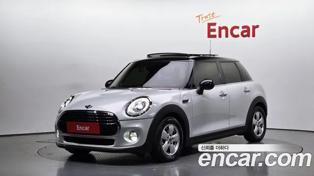 Mini Cooper 2015 — фото 1