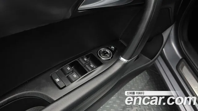 Hyundai i40 2012 — фото 17