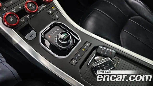 Land Rover Range Rover Evoque 2017 — фото 9
