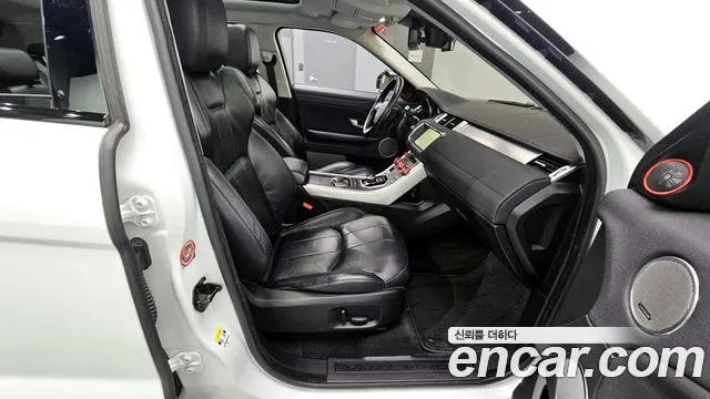 Land Rover Range Rover Evoque 2017 — фото 12