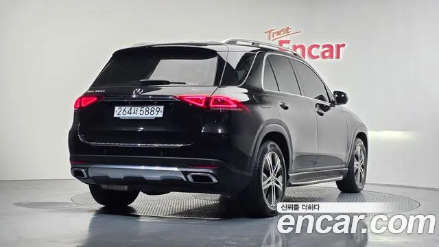 Mercedes-Benz GLE-Class 2019 — фото 2