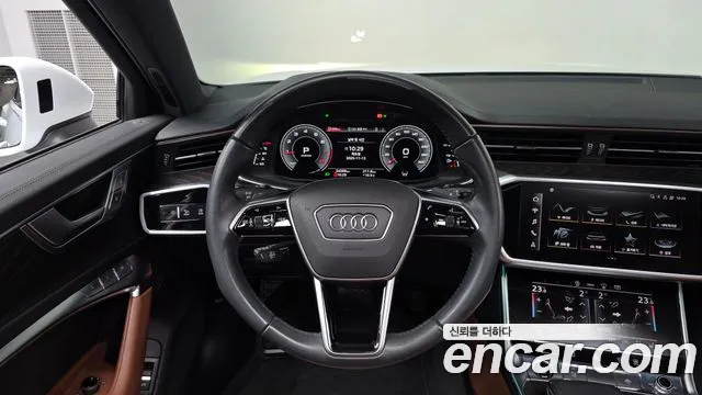 Audi A6 2021 — фото 12