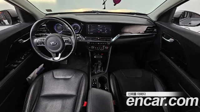 Kia Niro 2020 — фото 7