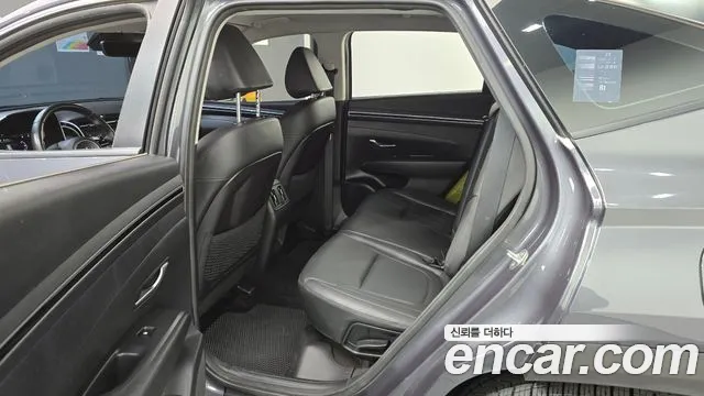 Hyundai Tucson 2023 — фото 11