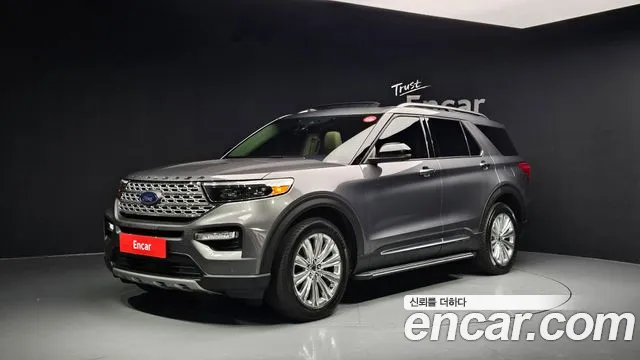 Ford Explorer 2021 — фото 1