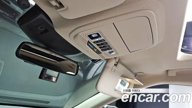 Ford Explorer 2021 — фото 17
