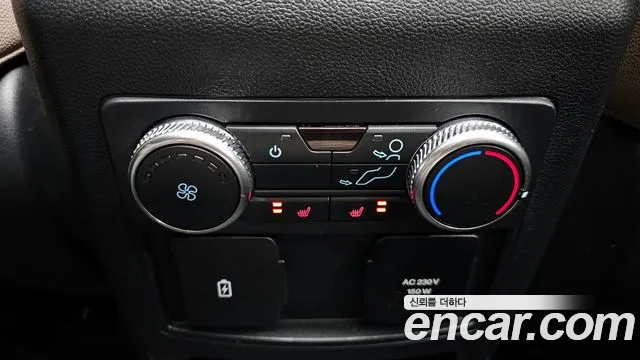 Ford Explorer 2021 — фото 19