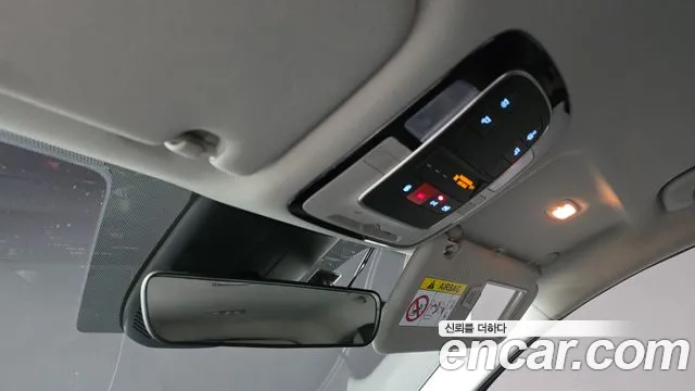 Hyundai Santafe 2022 — фото 18