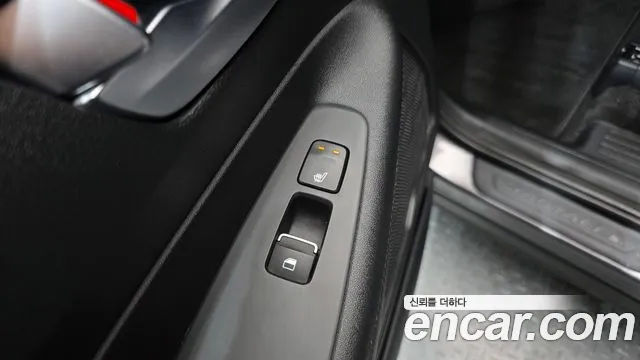 Hyundai Santafe 2022 — фото 19