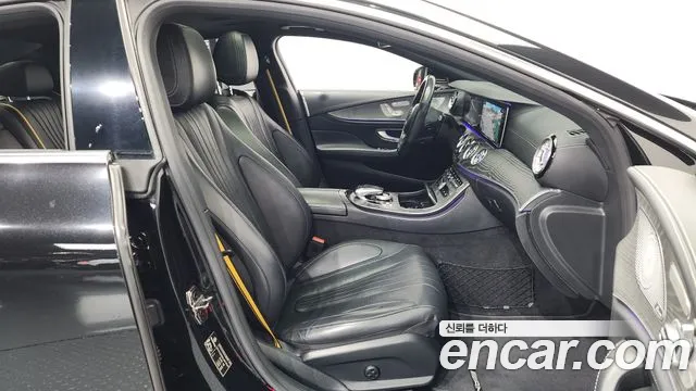 Mercedes-Benz CLS-Class 2020 — фото 11