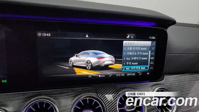 Mercedes-Benz CLS-Class 2020 — фото 16