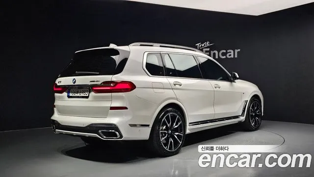 BMW X7 2022 — фото 2