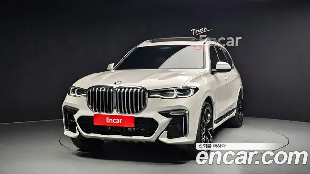 BMW X7 2022 — фото 3