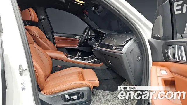 BMW X7 2022 — фото 10