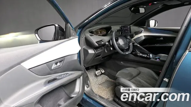 Peugeot 5008 2021 — фото 10