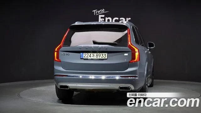 Volvo XC90 2021 — фото 4