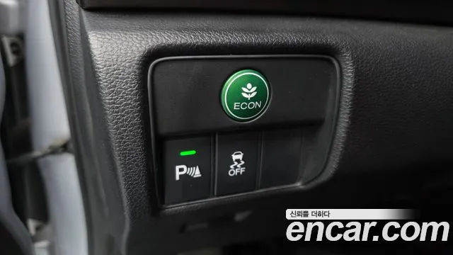 Honda Accord 2017 — фото 17