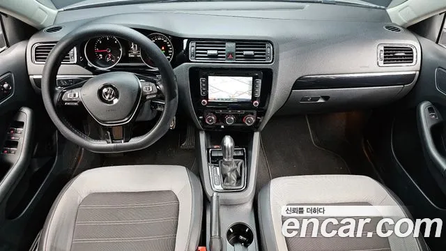 Volkswagen Jetta 2015 — фото 7