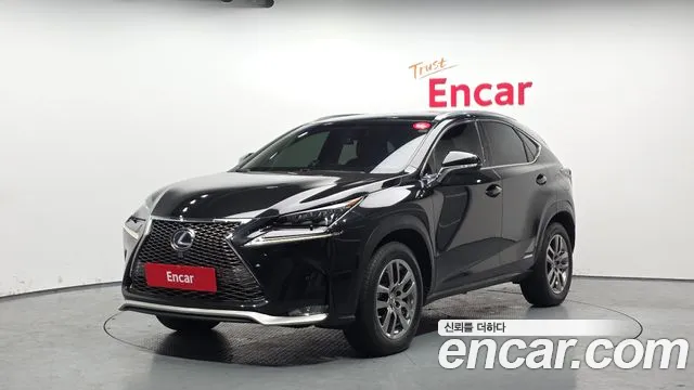 Lexus NX 2017 — фото 1