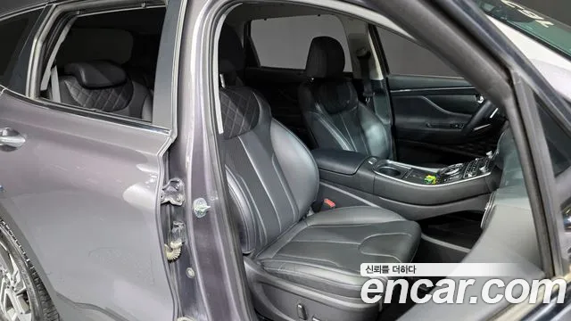 Hyundai Santafe 2021 — фото 12