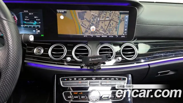 Mercedes-Benz E-Class 2017 — фото 14