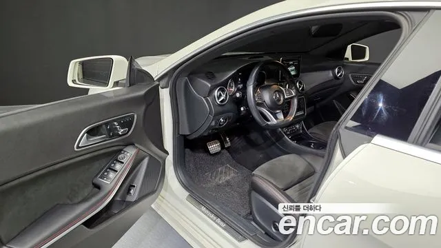 Mercedes-Benz CLA-Class 2018 — фото 10
