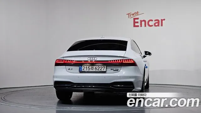 Audi A7 2022 — фото 4
