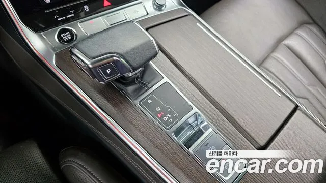 Audi A7 2022 — фото 9