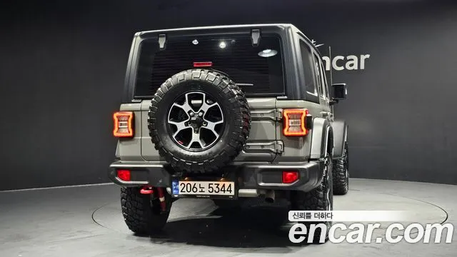 Jeep Wrangler 2023 — фото 4