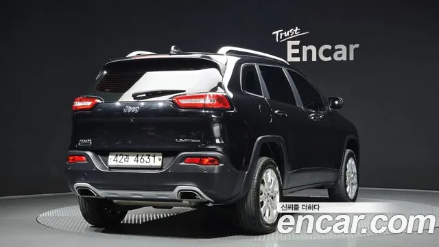 Jeep Cherokee 2016 — фото 2