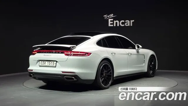 Porsche Panamera 2018 — фото 2