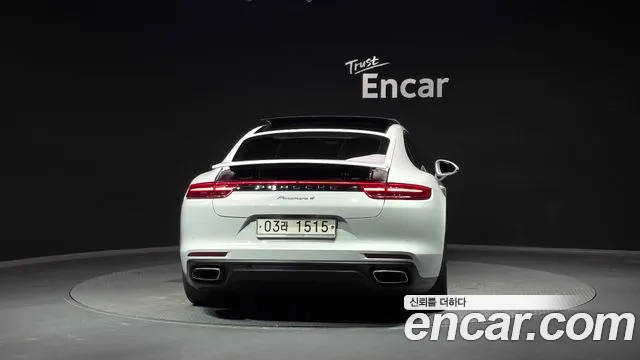 Porsche Panamera 2018 — фото 4