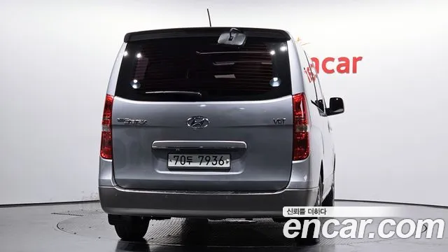 Hyundai Starex 2016 — фото 4