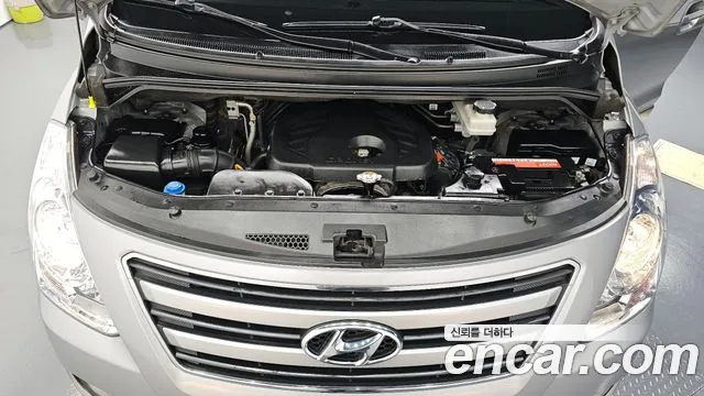 Hyundai Starex 2016 — фото 6
