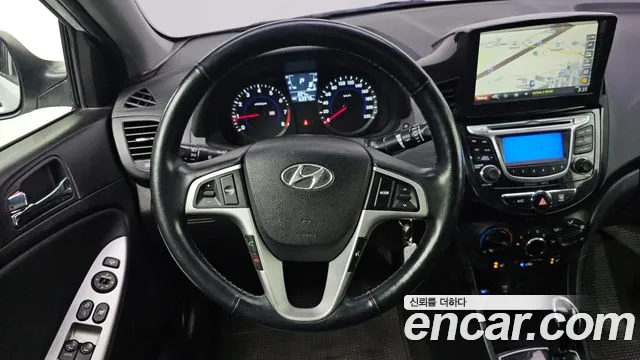 Hyundai Accent 2015 — фото 16
