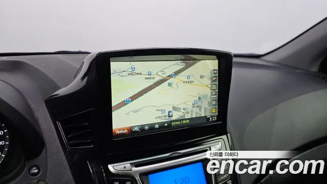 Hyundai Accent 2015 — фото 18