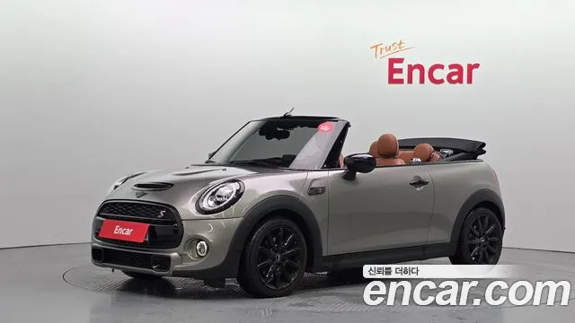 MINI Cooper Convertible