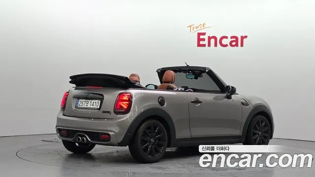 Mini Cooper Convertible 2020 — фото 2