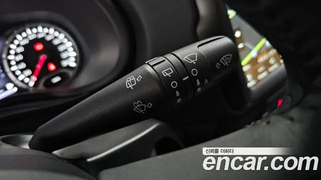 Jeep Renegade 2021 — фото 16