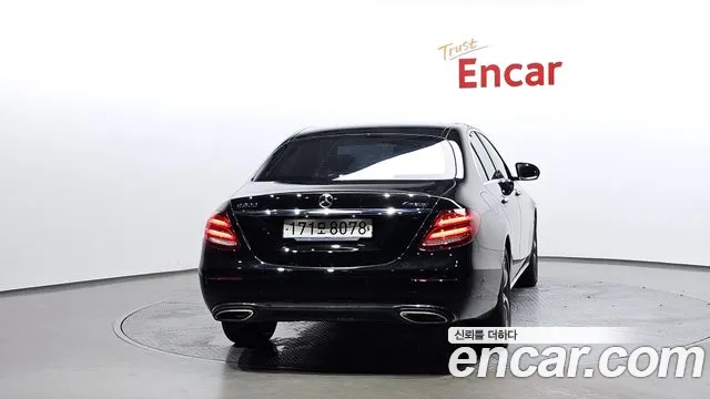 Mercedes-Benz E-Class 2020 — фото 4